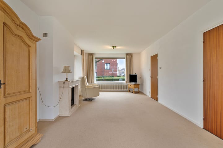 Photo 7 of Emmastraat 22