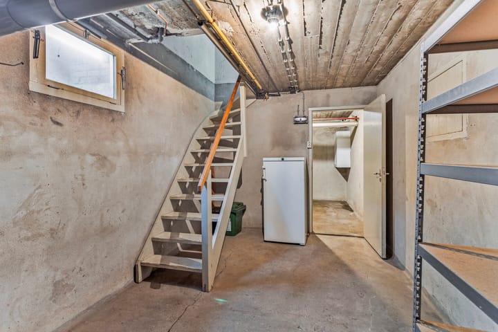 Photo 41 of Emmastraat 22