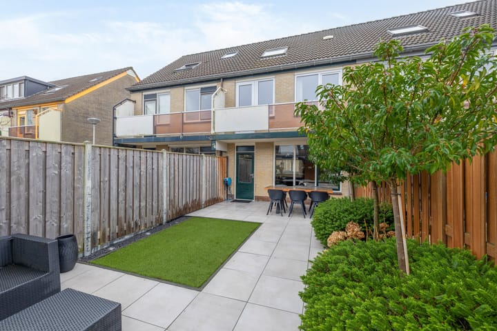 Foto 18 van Linzenakker 19