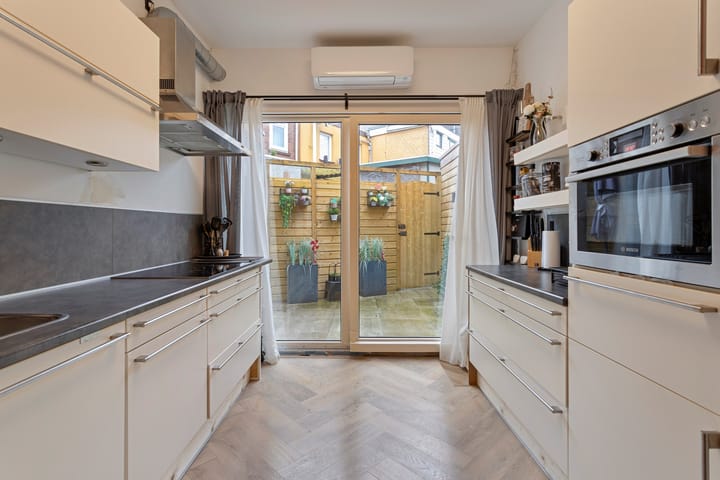 Foto 14 van Rozenburgsestraat 21