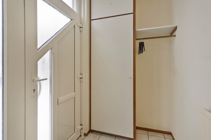 Foto 3 van van Mulkenplein 8