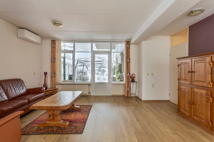 Foto 7 van van Mulkenplein 8