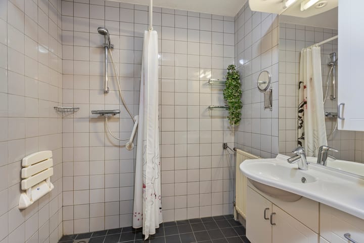 Foto 15 van van Mulkenplein 8