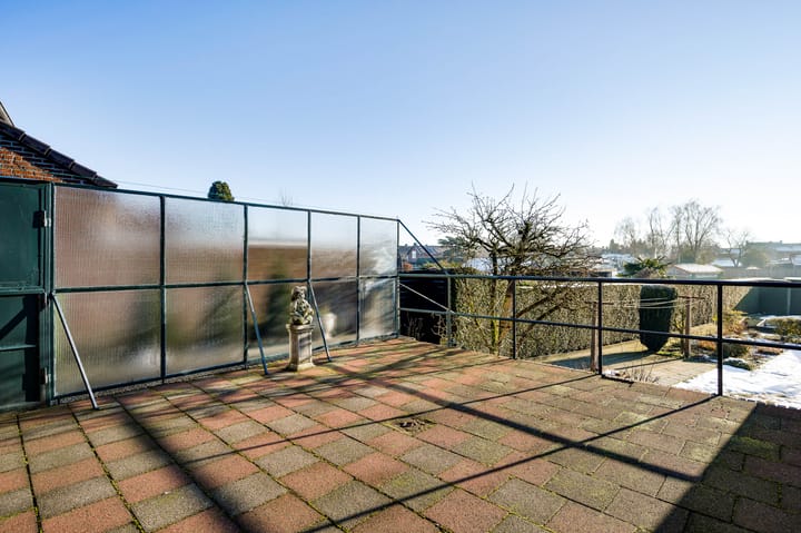 Photo 33 of Eikesstraat 17