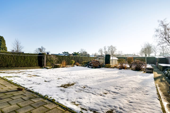 Photo 36 of Eikesstraat 17