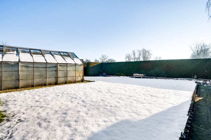 Photo 38 of Eikesstraat 17