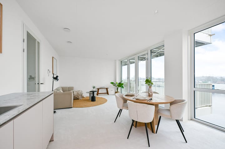 Foto 2 van Zuideinde 80-T