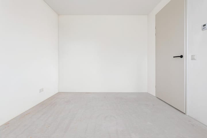 Foto 12 van Zuideinde 80-T