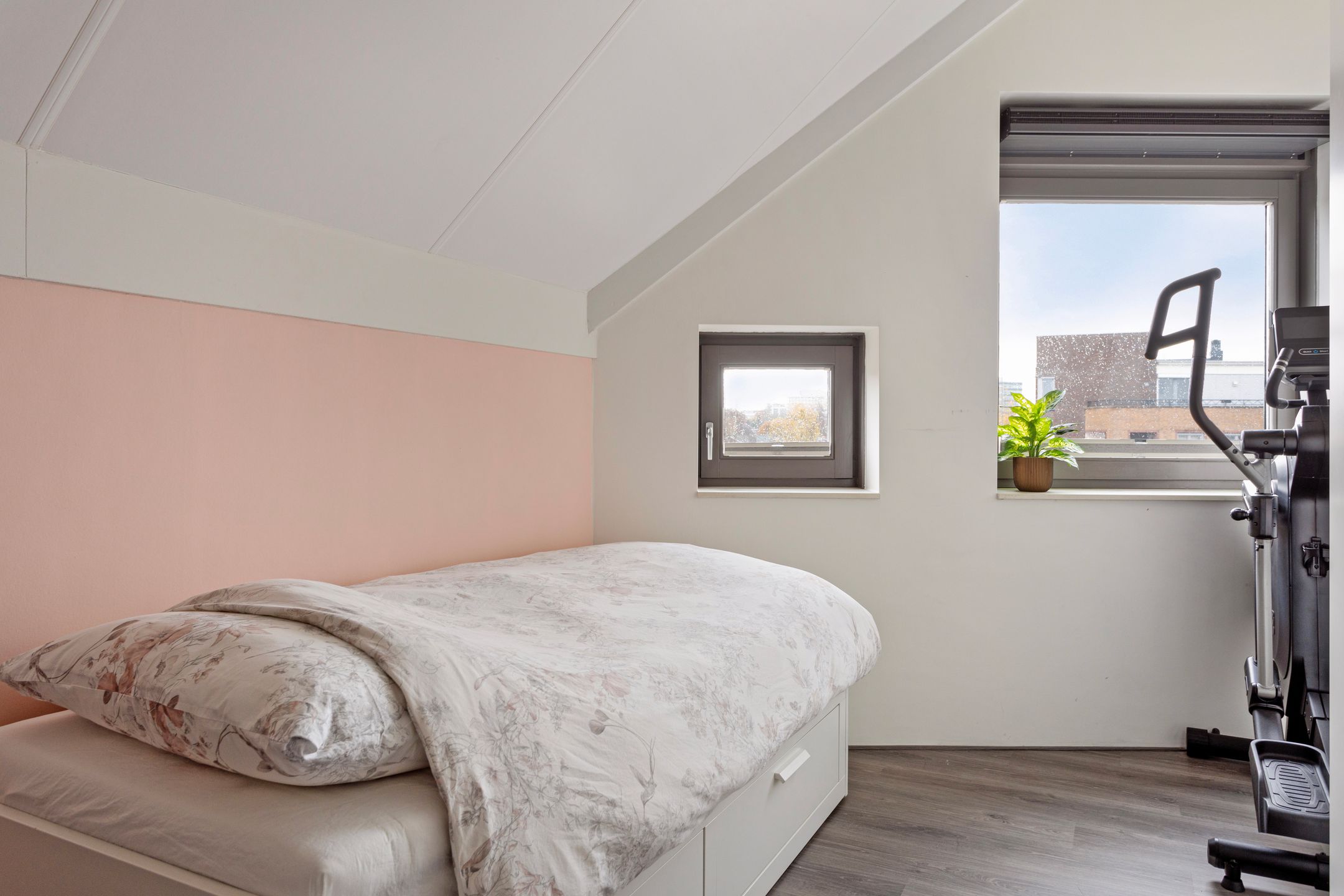 Foto 18 van Leusderweg 24-N