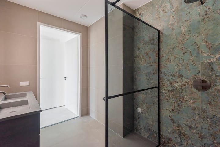 Foto 19 van Zuideinde 80-T