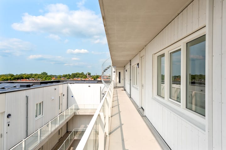 Foto 30 van Zuideinde 80-T