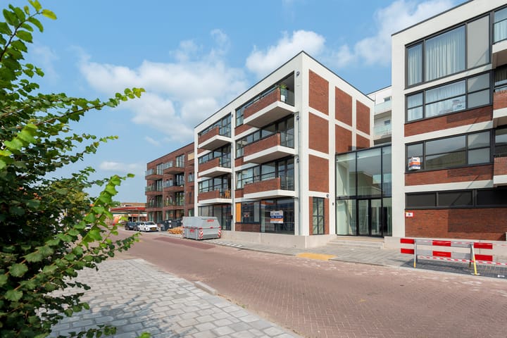 Foto 31 van Zuideinde 80-T