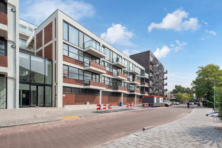 Foto 32 van Zuideinde 80-T