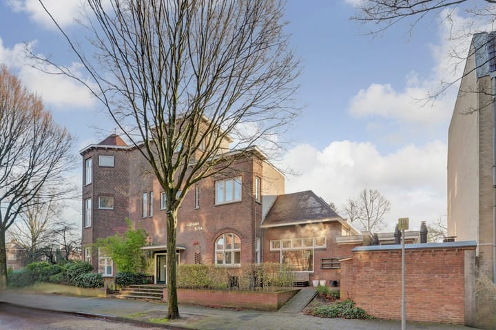 Photo 1 of Borneostraat 1