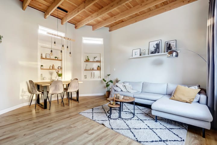 Photo 2 of Borneostraat 1