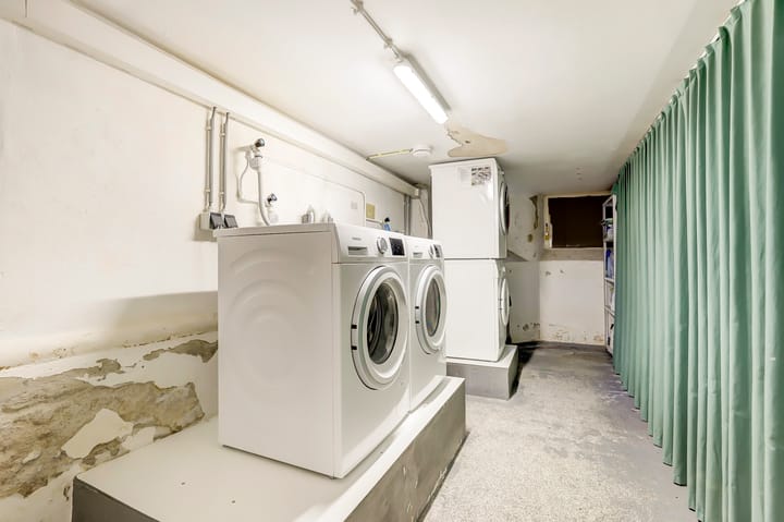 Photo 27 of Borneostraat 1