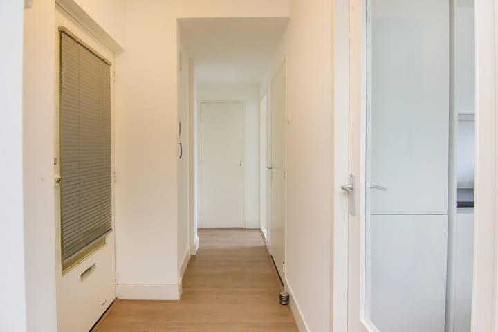 Foto 10 van Van Leeuwenhoekstraat 5-0019