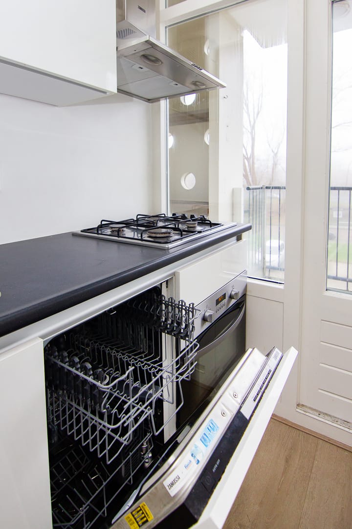 Foto 18 van Van Leeuwenhoekstraat 5-0019