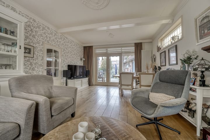 Foto 4 van Julianastraat 79