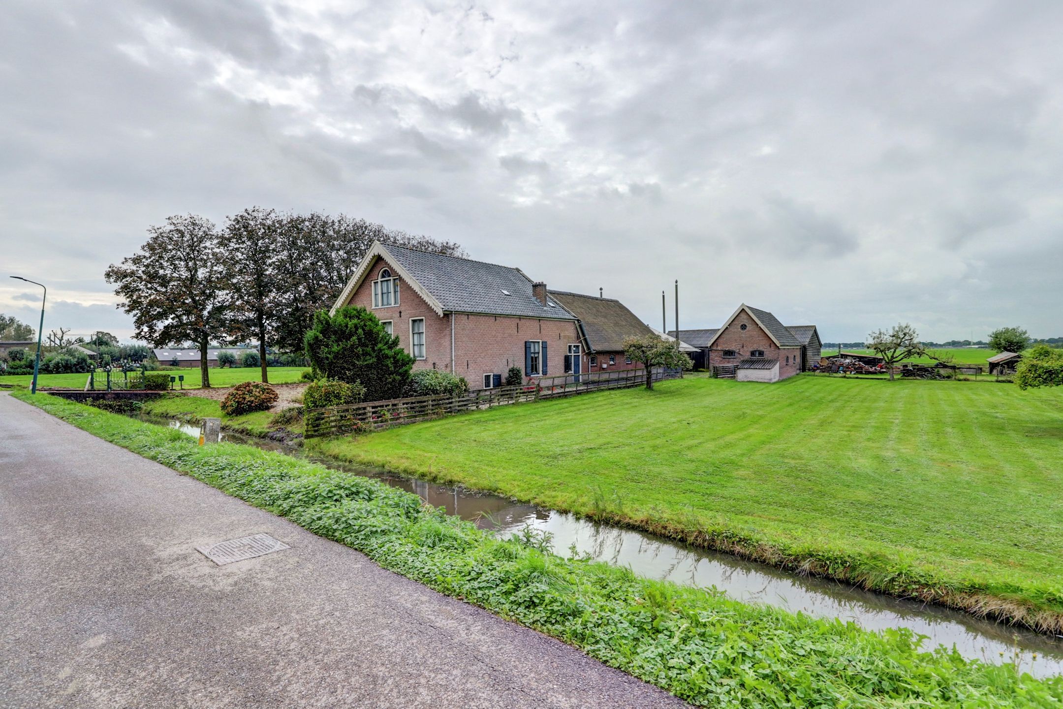 Foto 51 van Binnenweg 6