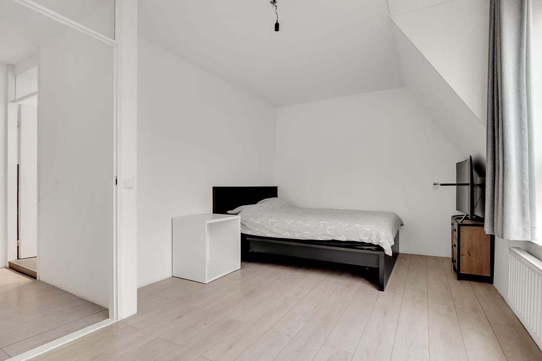 Photo 13 of Anthonius Brouwerstraat 72