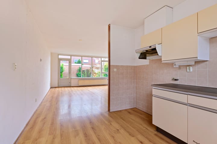 Foto 8 van Kerwin Lucasstraat 16