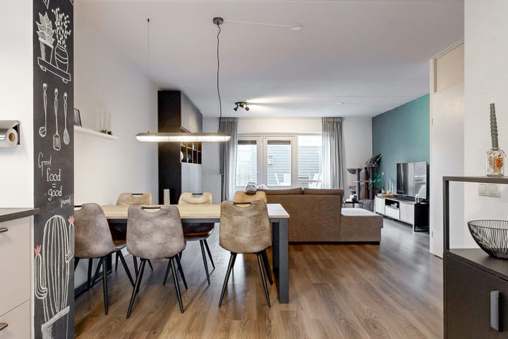 Photo 11 of Korfstraat 39