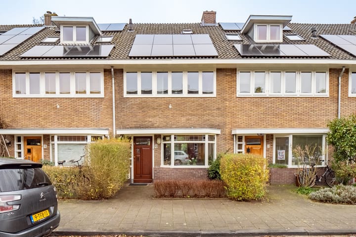 Foto 1 van Jan Luykenstraat 10