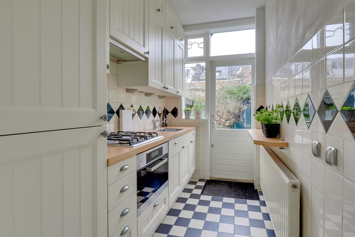 Foto 17 van Jan Luykenstraat 10