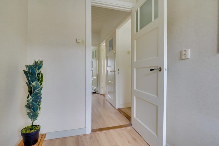 Foto 27 van Jan Luykenstraat 10