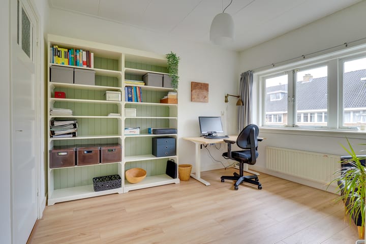 Foto 28 van Jan Luykenstraat 10