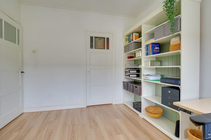 Foto 30 van Jan Luykenstraat 10