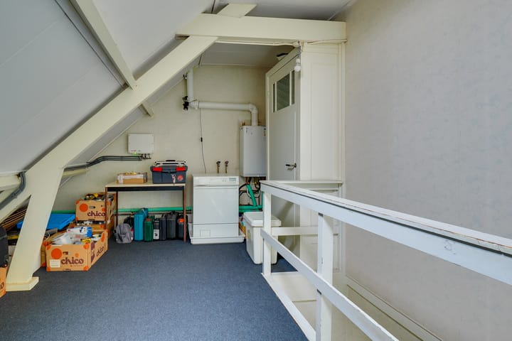 Foto 38 van Jan Luykenstraat 10