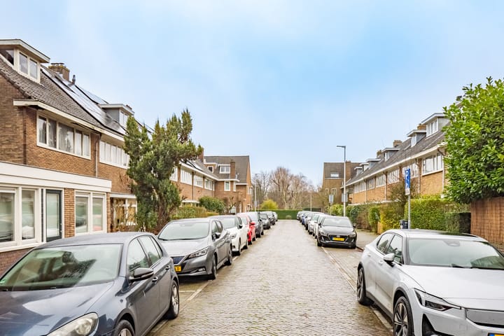 Foto 43 van Jan Luykenstraat 10