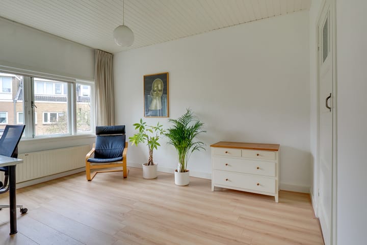 Foto 31 van Jan Luykenstraat 10