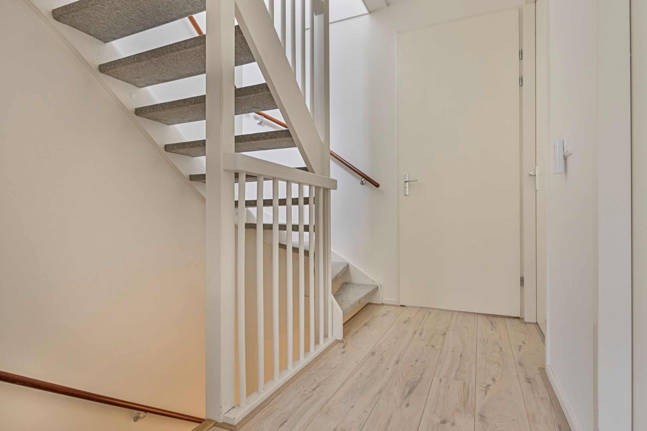 Foto 18 van Voorschotenstraat 12