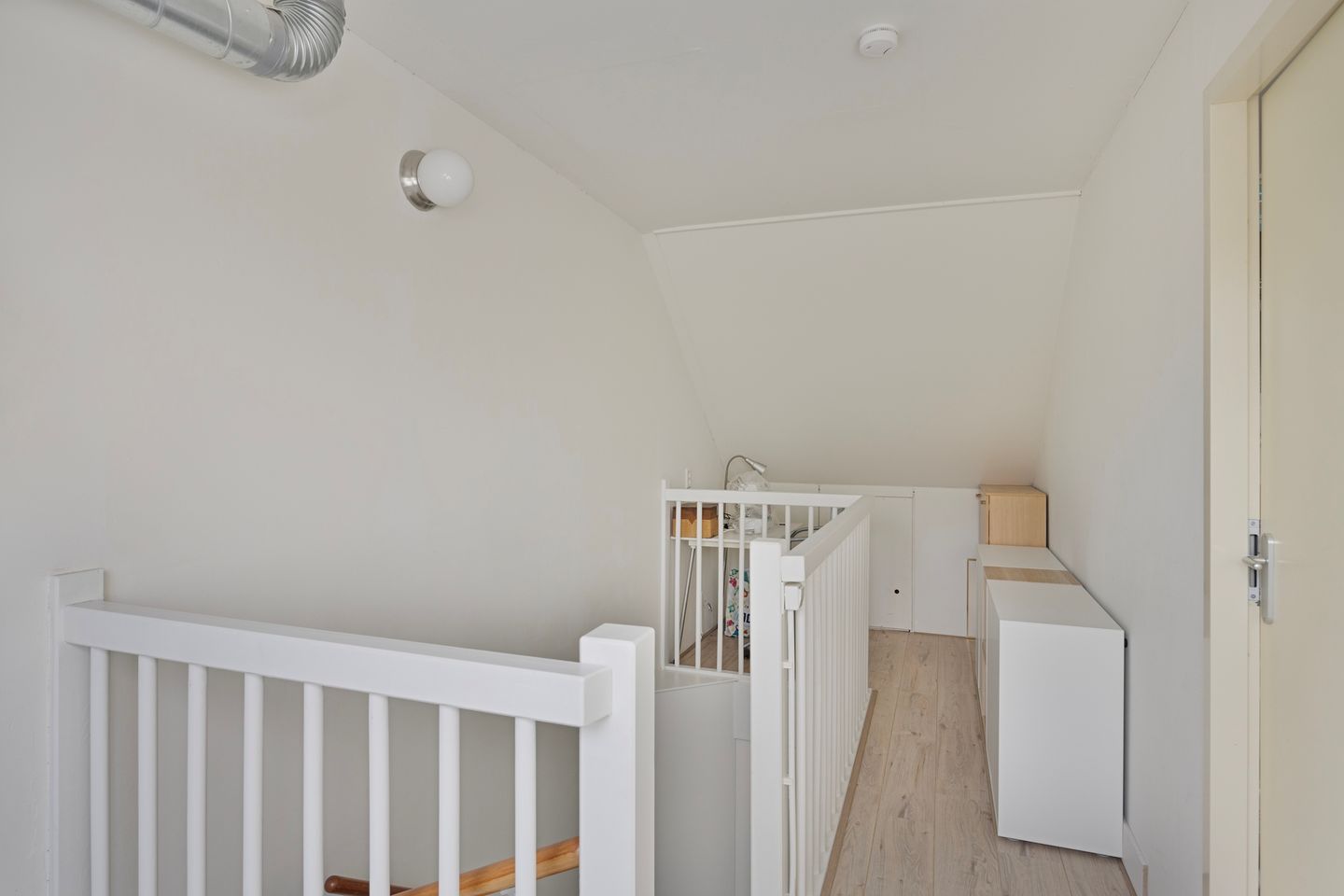 Foto 20 van Voorschotenstraat 12