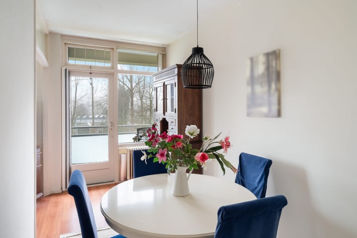 Foto 10 van Van der Helmstraat 309