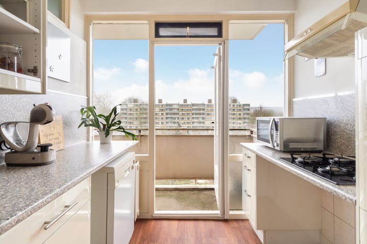 Foto 13 van Van der Helmstraat 309