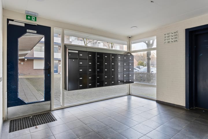 Photo 6 of Terneuzenstraat 139