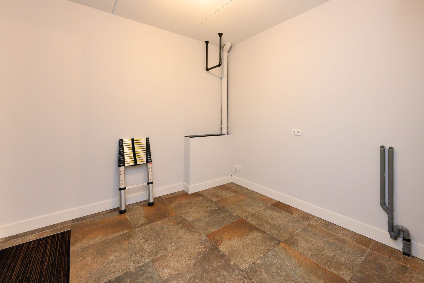 Foto 14 van Imker 23-A