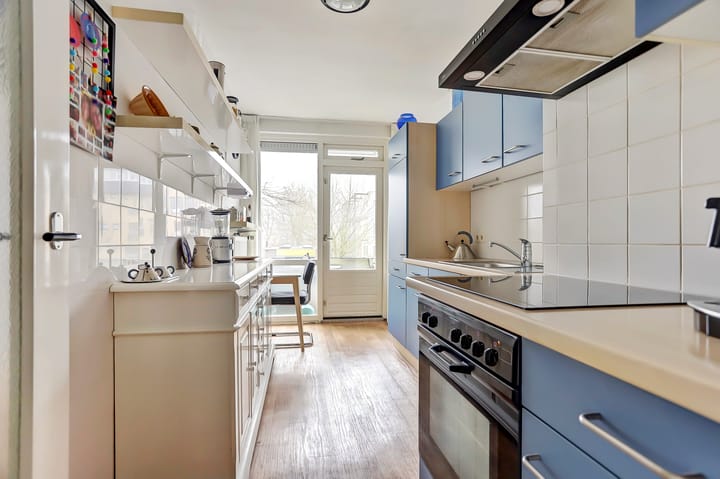 Foto 13 van Albert Cuypstraat 110