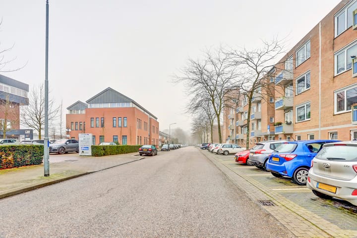 Foto 40 van Albert Cuypstraat 110