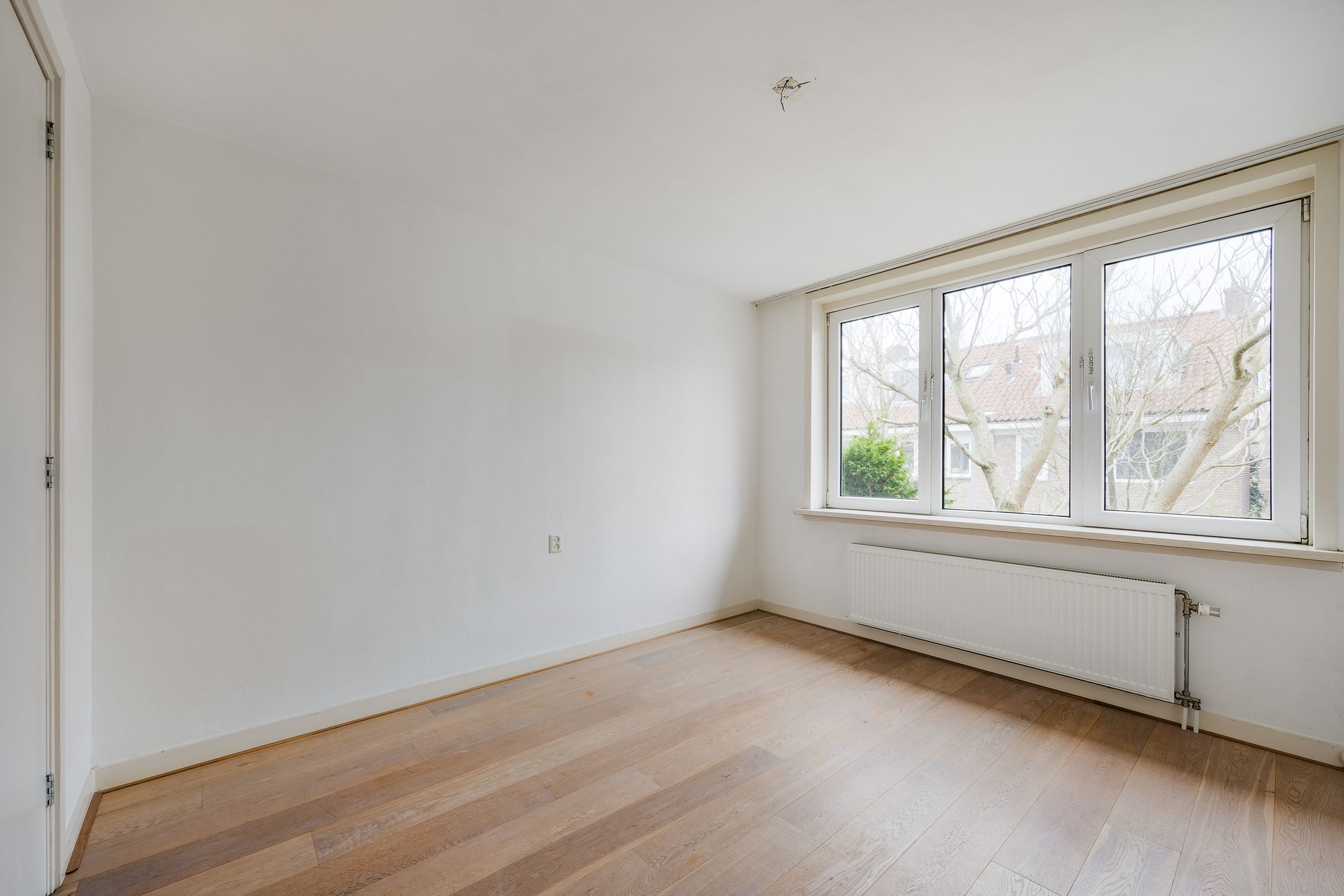 Foto 15 van Professor Van der Waalsstraat 9