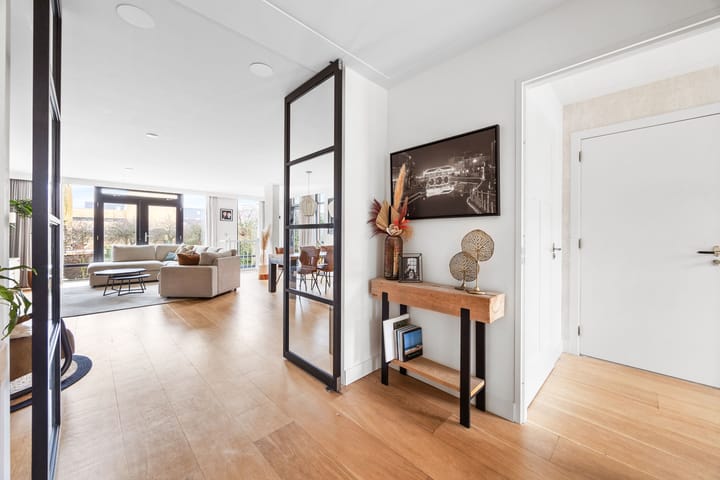 Photo 9 of Middelgeestlaan 12