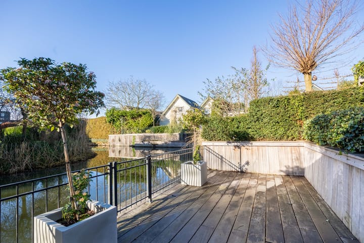 Photo 17 of Middelgeestlaan 12