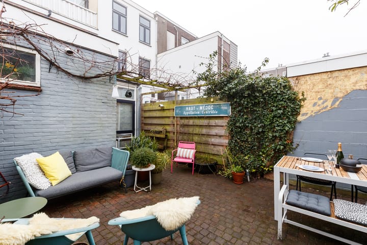 Foto 25 van Douwes Dekkerstraat 54