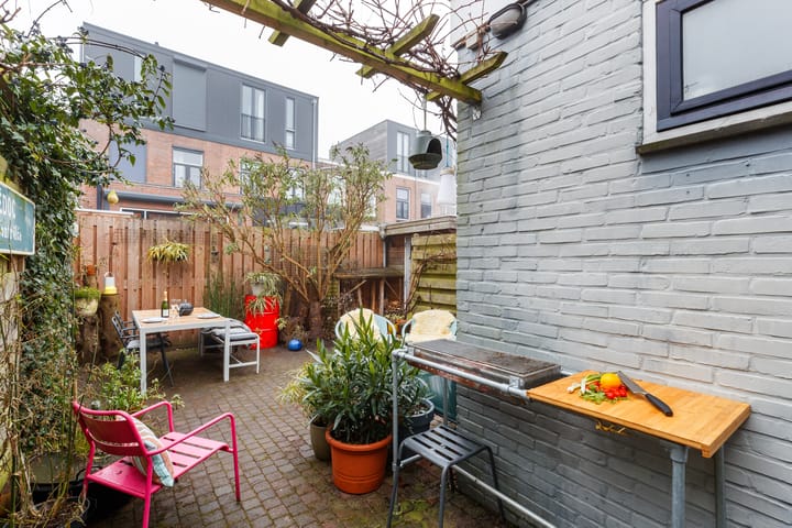 Foto 27 van Douwes Dekkerstraat 54