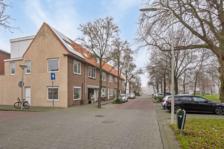 Foto 6 van Max Havelaarstraat 1