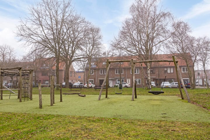 Foto 35 van Max Havelaarstraat 1